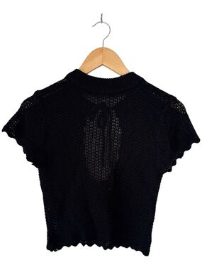 Tiger Mist Black Open-Knit Keyhole Crop Top Size S Scalloped Trim